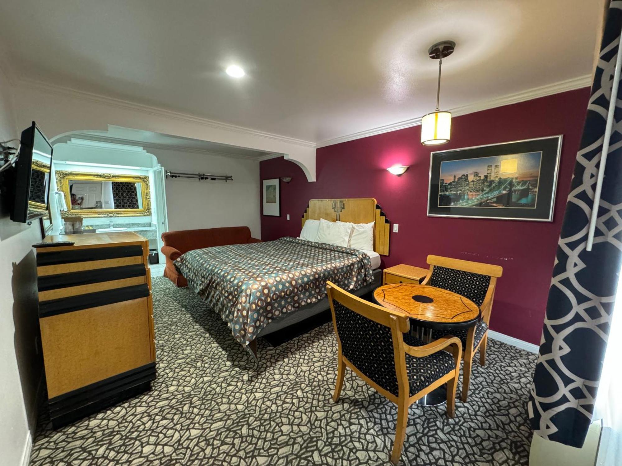 King Room