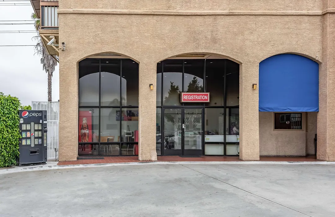 Motel 6-Gardena, Ca - South-1